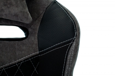 Кресло игровое Zombie Бюрократ VIKING 6 KNIGHT B FABRIC Черный
