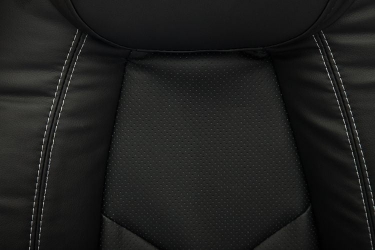 Кресло руководителя Tetchair BOSS люкс черный