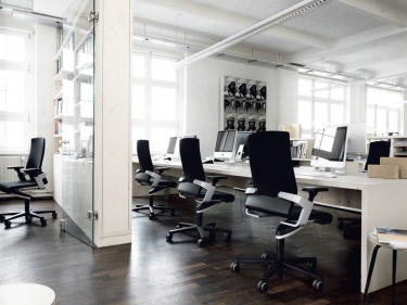 On Кресло для сотрудников Profoffice 175/7 fiberflex 35/99, 3D armrests, polished base aluminium