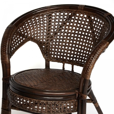 ТЕРРАСНЫЙ КОМПЛЕКТ Tetchair PELANGI стол со стеклом + 2 кресла /без подушек/ ротанг, кресло 65х65х77см, стол диаметр 64х61см, walnut грецкий орех