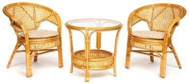 ТЕРРАСНЫЙ КОМПЛЕКТ Tetchair PELANGI стол со стеклом + 2 кресла /без подушек/ ротанг, кресло 65х65х77см, стол диаметр 64х61см, Honey мед