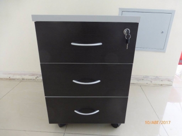Тумба подкатная с 3 ящиками POINTEX ZOM27530301 Венге