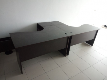 Стол эргономичный правый POINTEX TRD29615301 Темный дуб