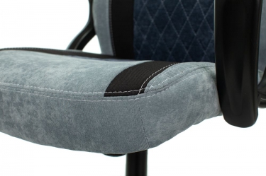Кресло игровое Zombie Бюрократ VIKING 6 KNIGHT BL FABRIC Синий