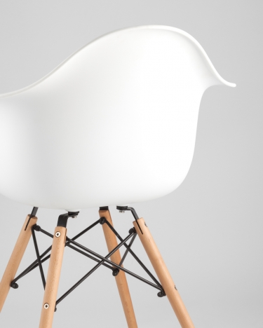 Стул Stool Group Eames DAW Белый